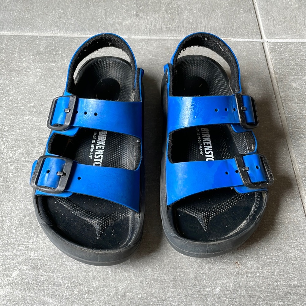 Little boys blue Birkenstock sz 29